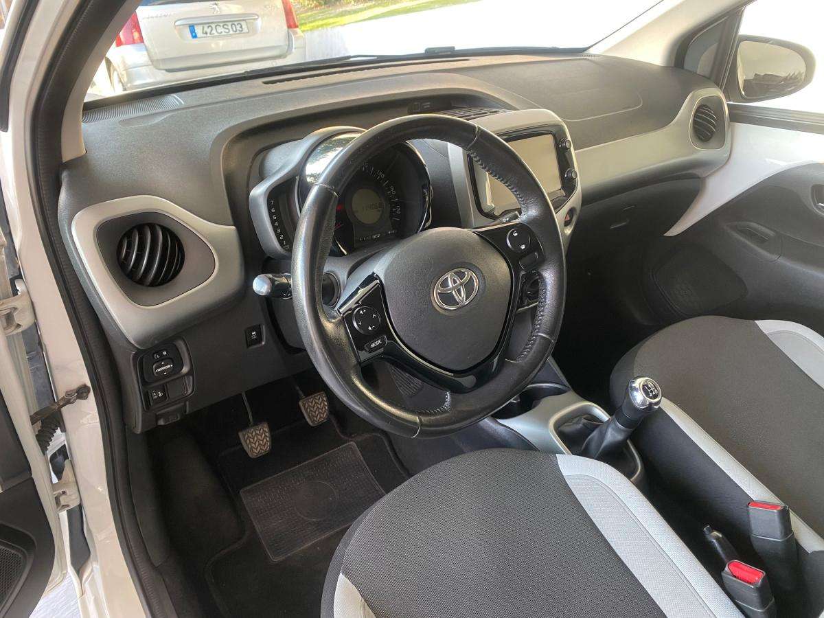 toyota-aygo-2016-gasolina-998cc