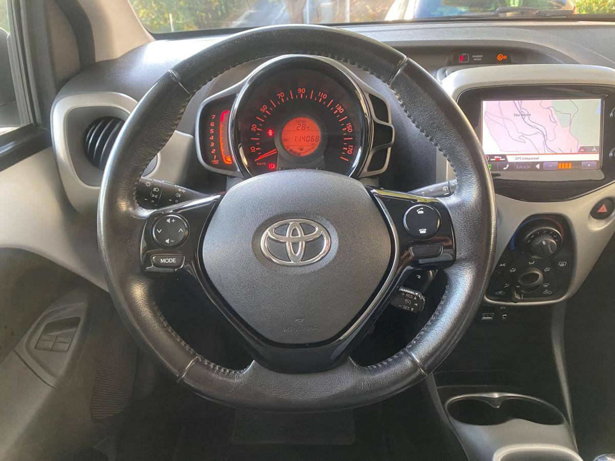 toyota-aygo-2016-gasolina-998cc