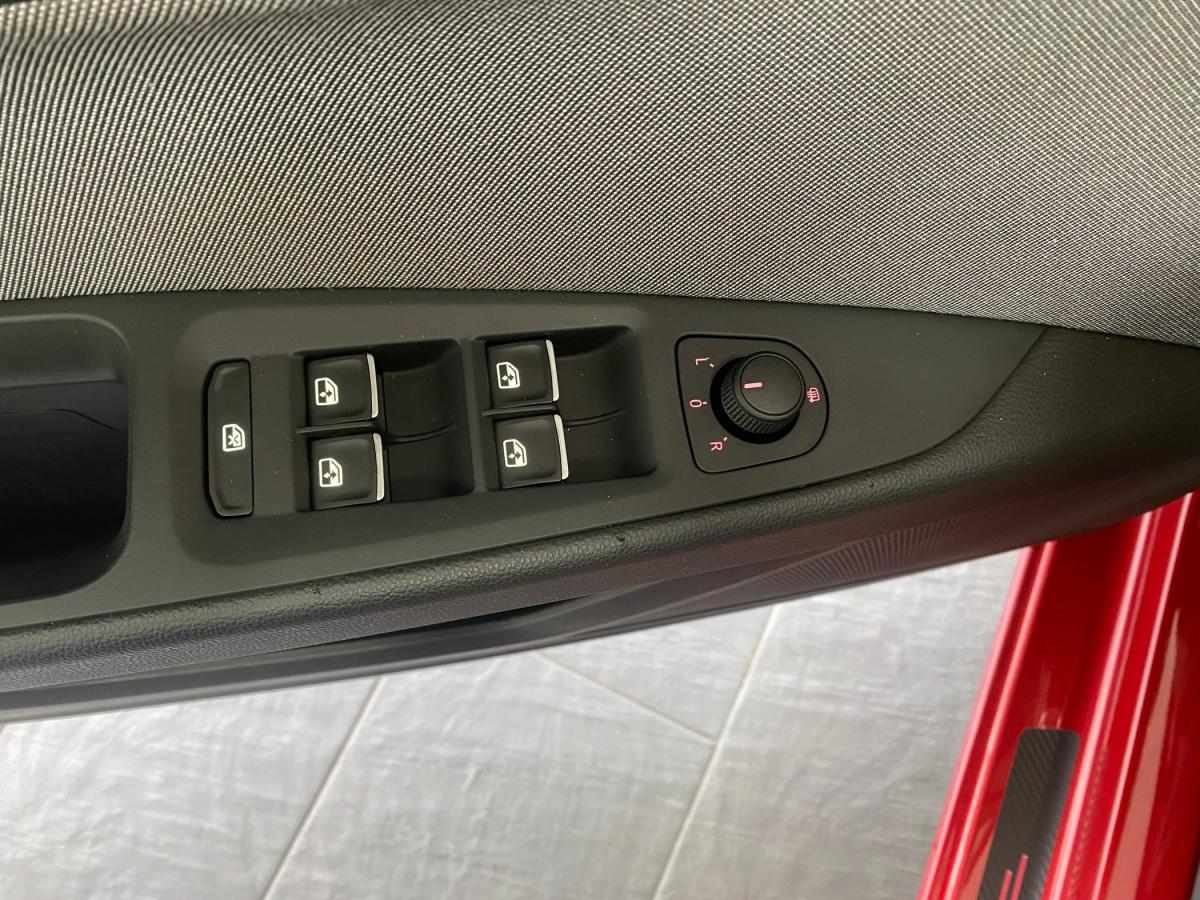 seat-leon-2018-gasolina-999cc