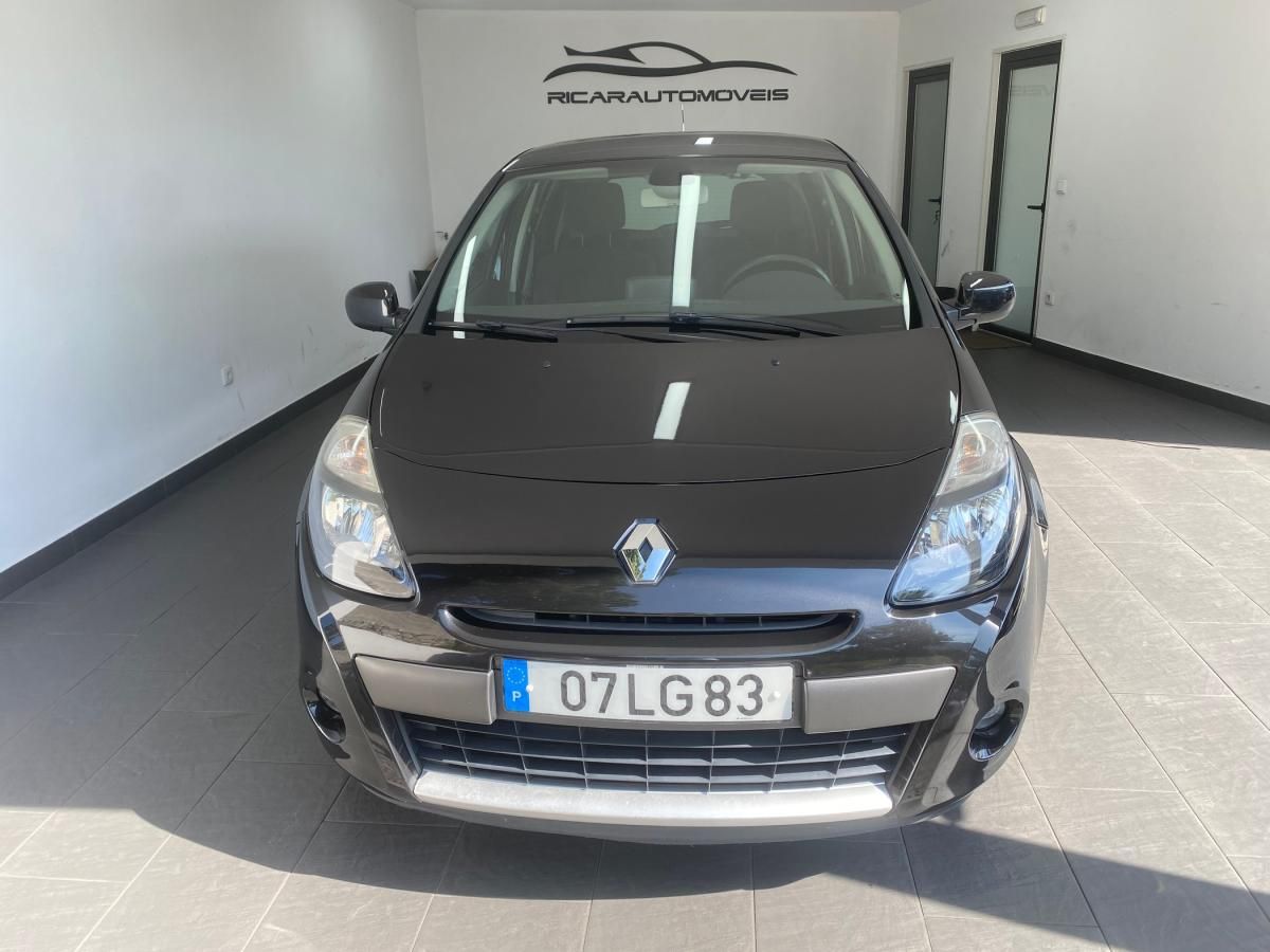 renault-clio-2011-gasolina-1149cc