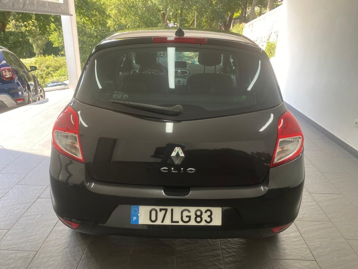 renault-clio-2011-gasolina-1149cc