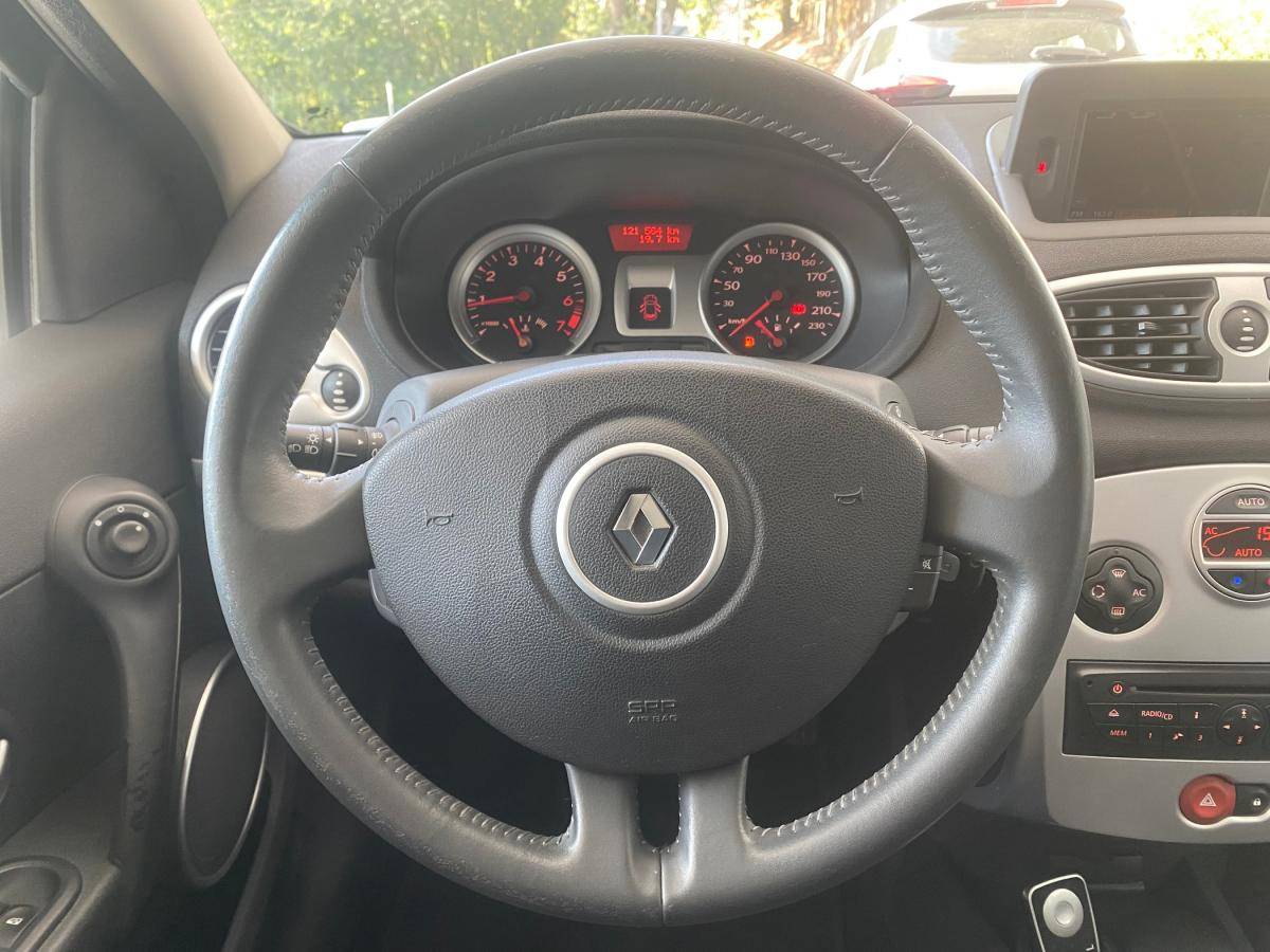 renault-clio-2011-gasolina-1149cc