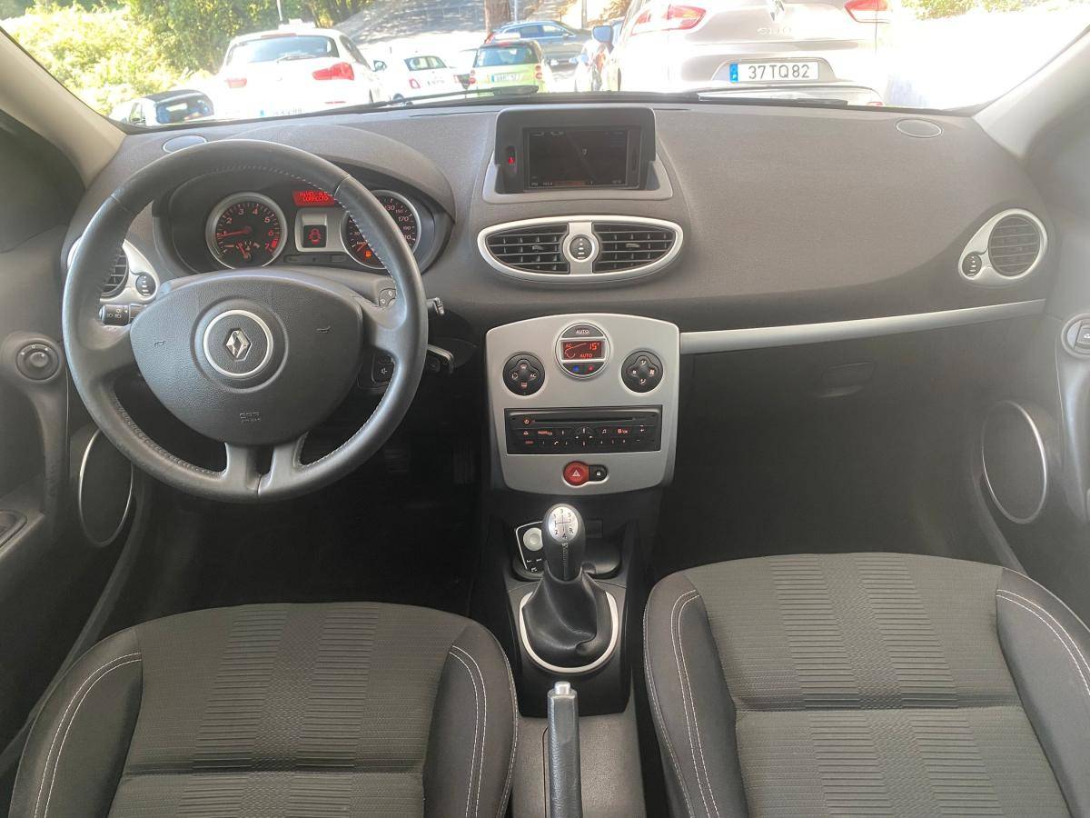 renault-clio-2011-gasolina-1149cc