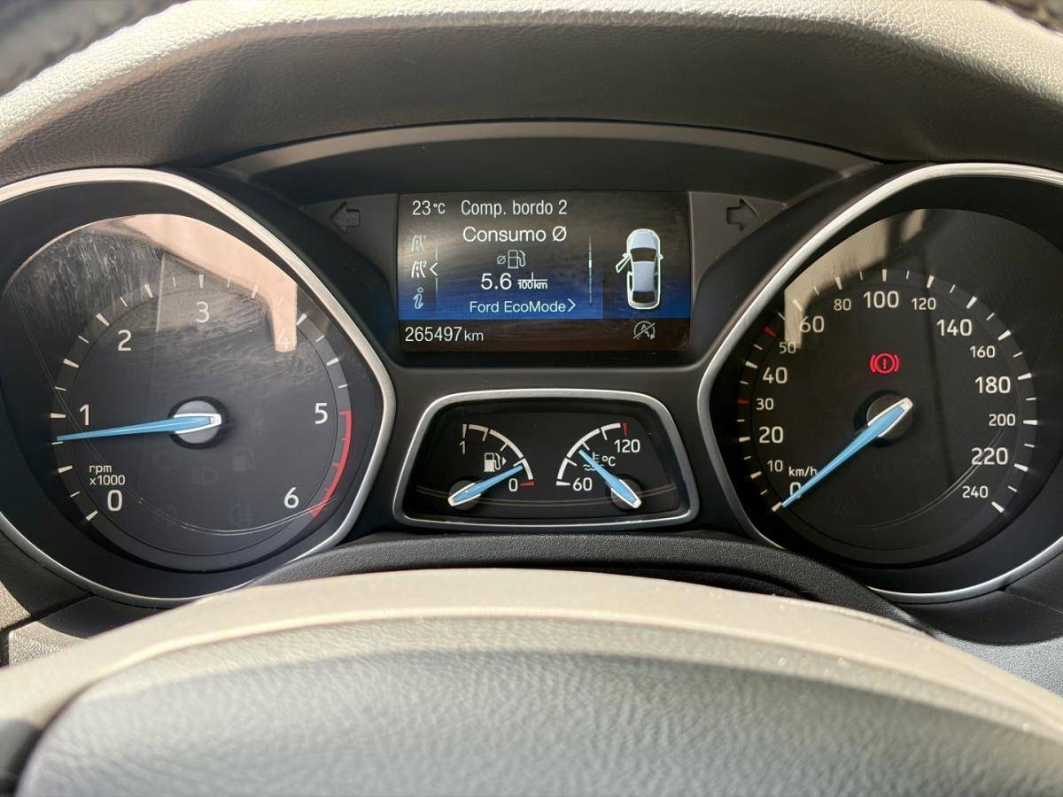 ford-focus-sw-2016-diesel-1499cc