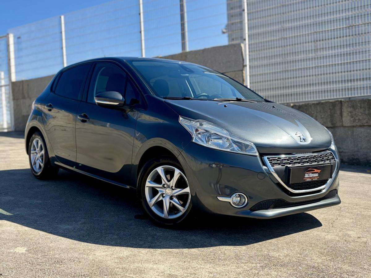 peugeot-208-2012-gasolina-1199cc