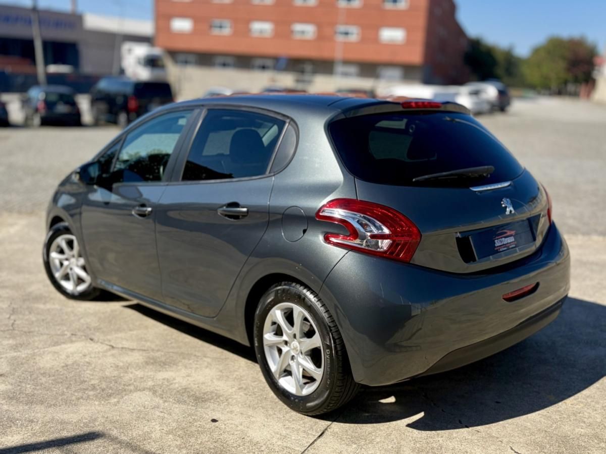 peugeot-208-2012-gasolina-1199cc
