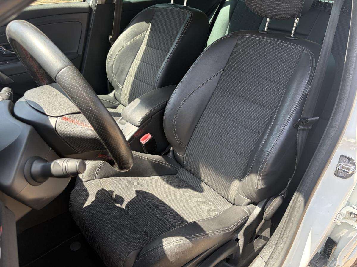 renault-megane-sport-tourer-2013-diesel-1461cc