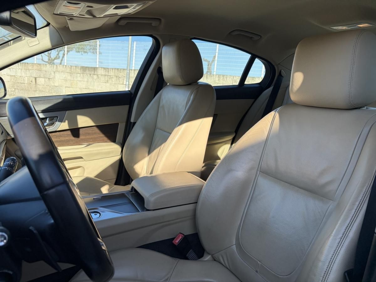 jaguar-xf-2012-diesel-2179cc