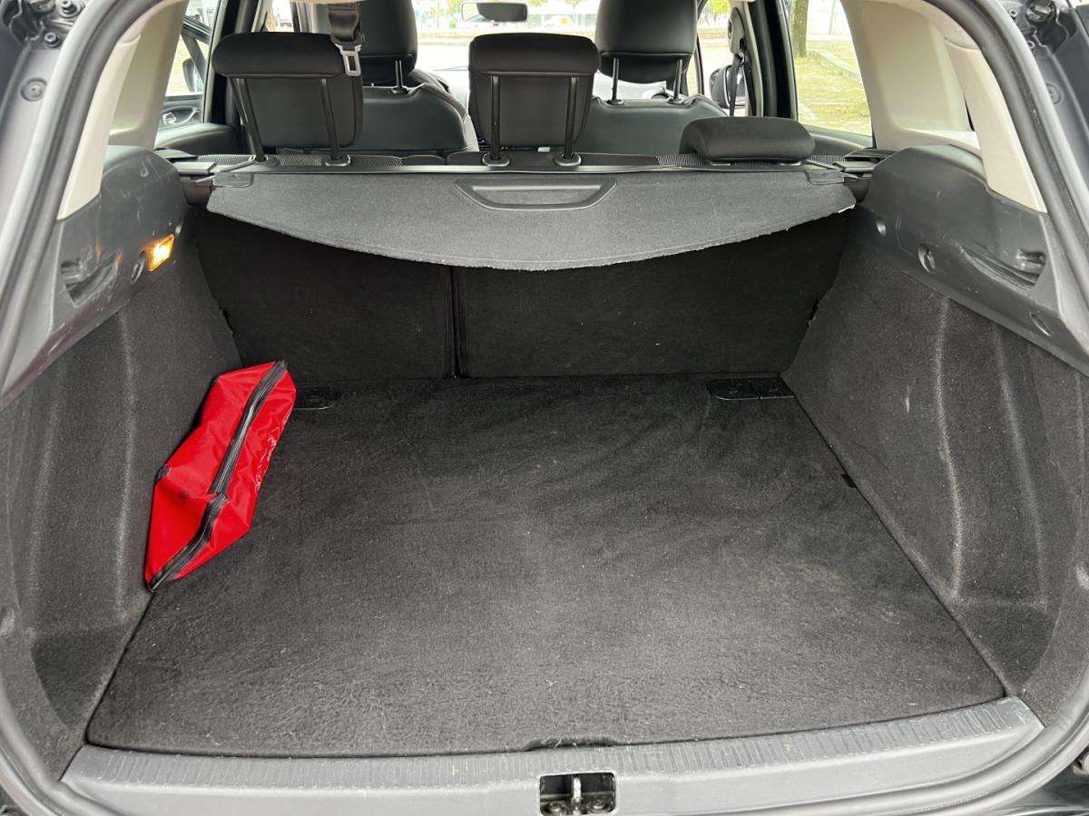 renault-clio-sport-tourer-2013-diesel-1461cc