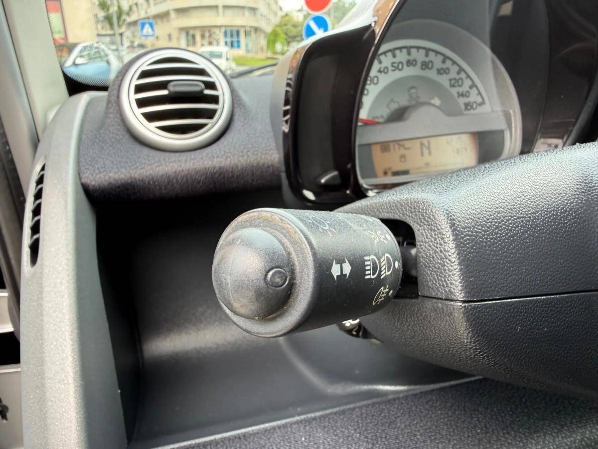 smart-fortwo-2011-gasolina-999cc