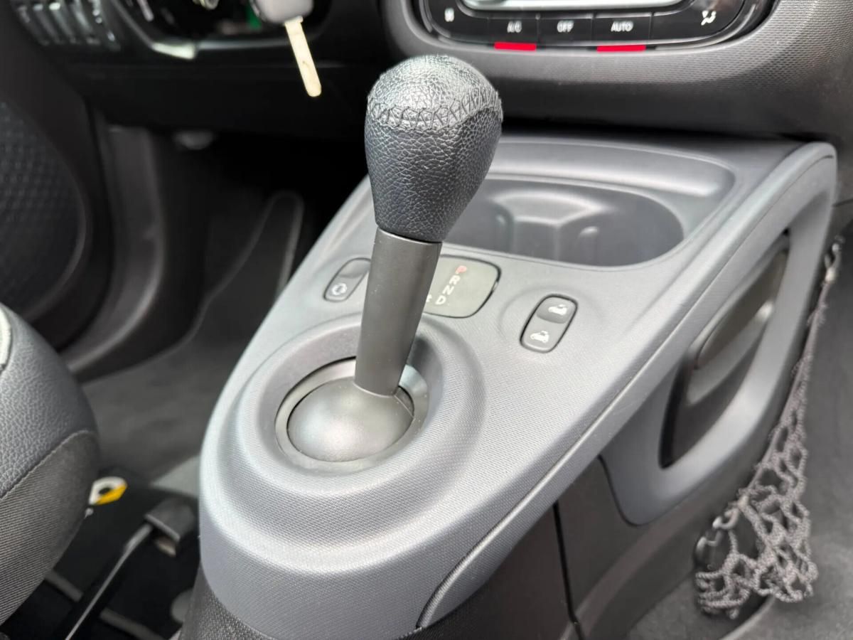 smart-forfour-2018-gasolina-898cc