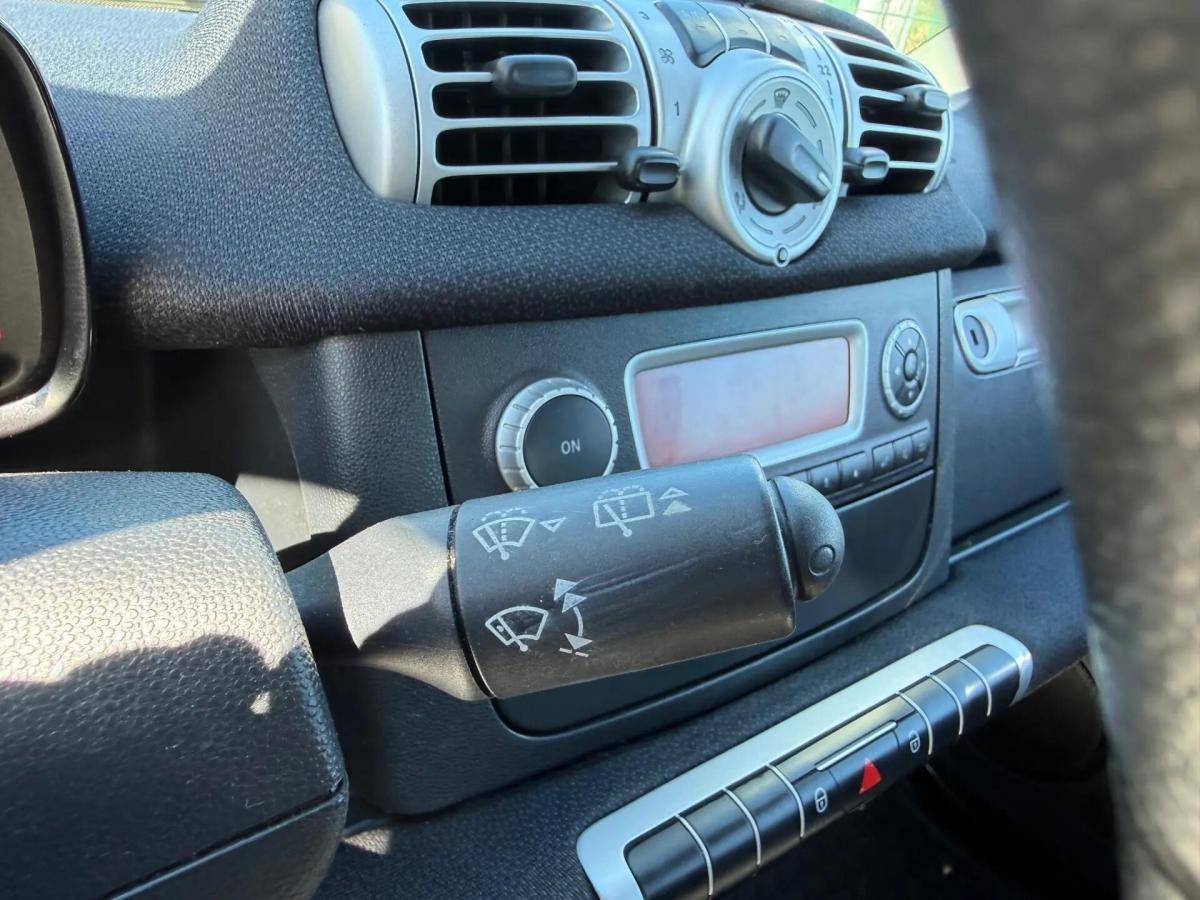 smart-fortwo-2011-gasolina-999cc