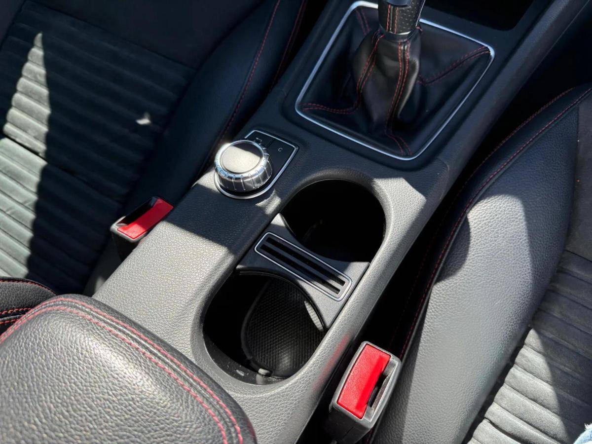 mercedes-benz-180-style-2013-gasolina-1595cc