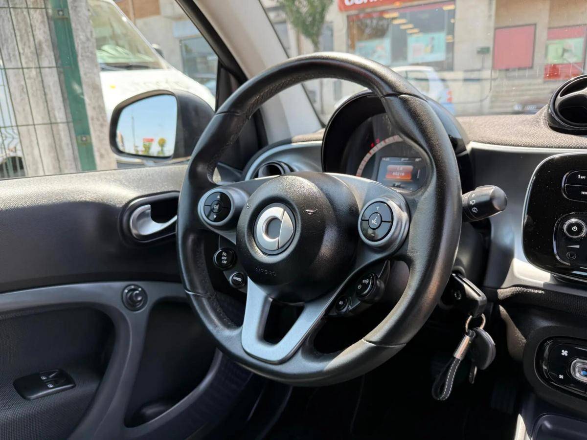 smart-fortwo-2016-gasolina-999cc