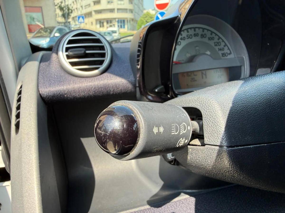 smart-fortwo-2011-diesel-799cc