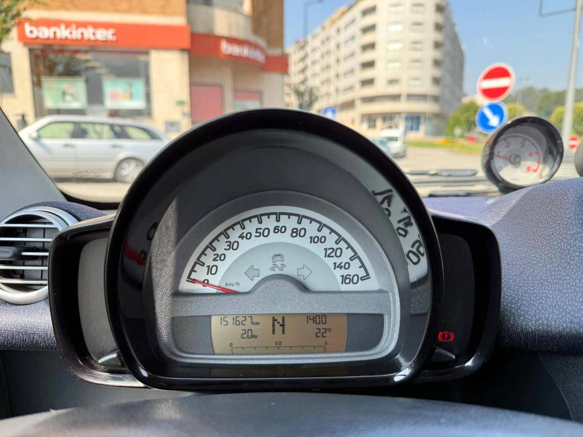 smart-fortwo-2011-diesel-799cc