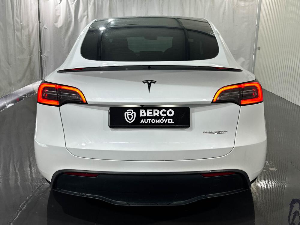 tesla-model-y-2022-eletrico-0cc