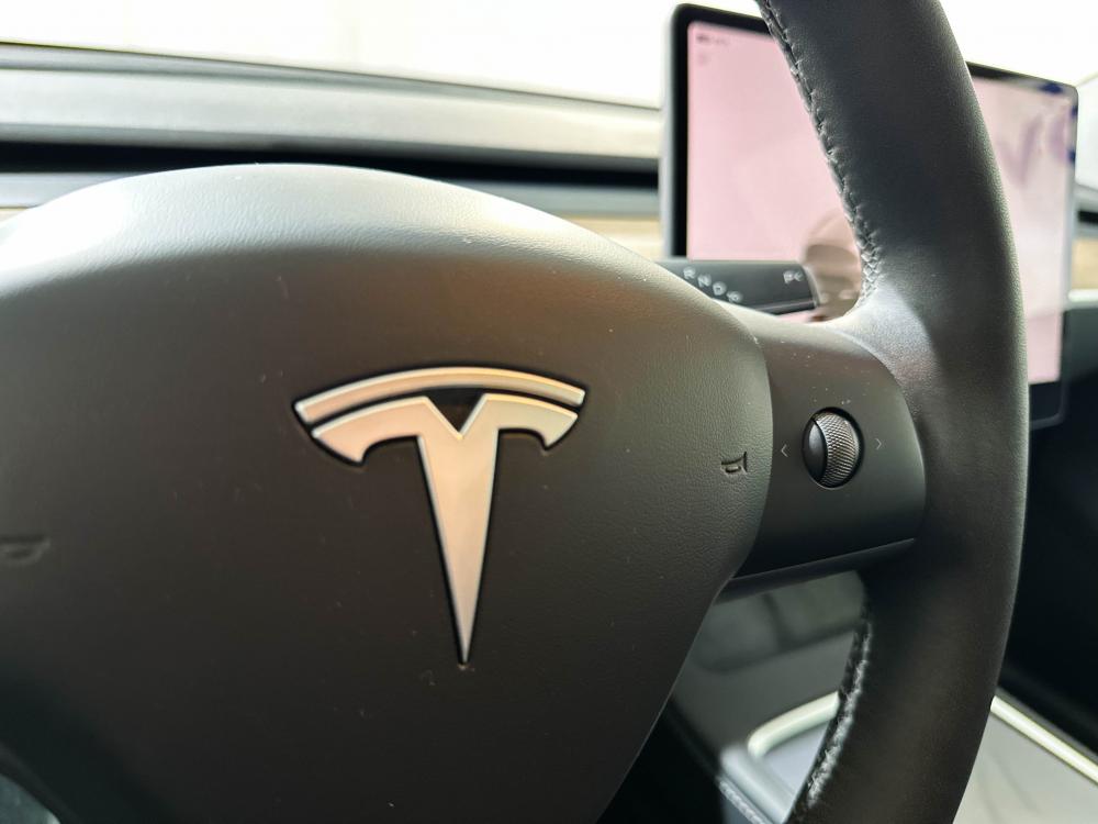 tesla-model-y-2022-eletrico-0cc