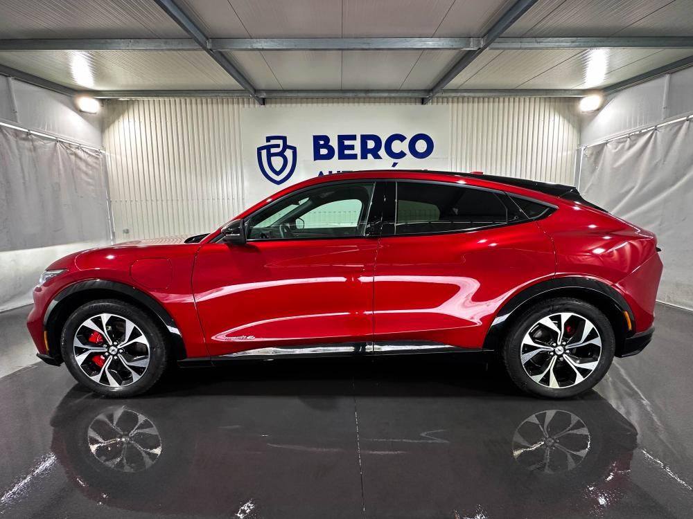 ford-mustang-mach-e-2023-eletrico-0cc