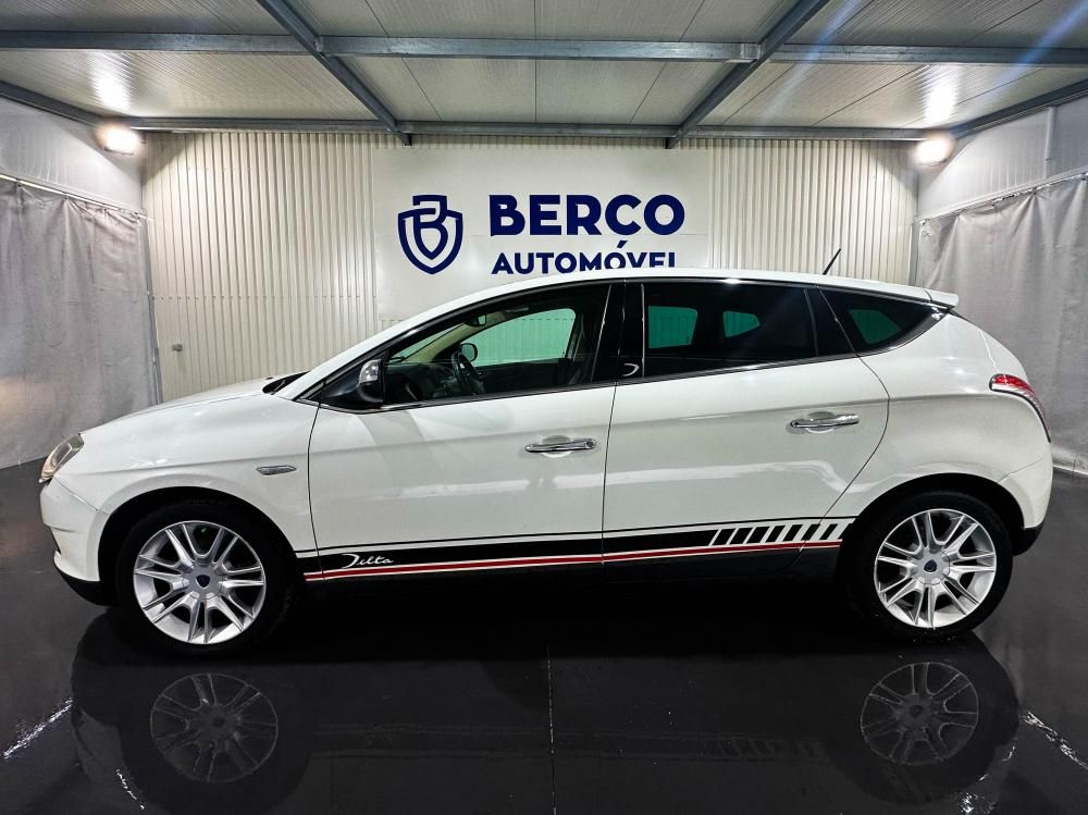 lancia-delta-2012-diesel-1598cc