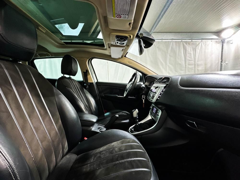 lancia-delta-2012-diesel-1598cc