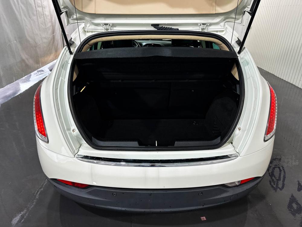 lancia-delta-2012-diesel-1598cc
