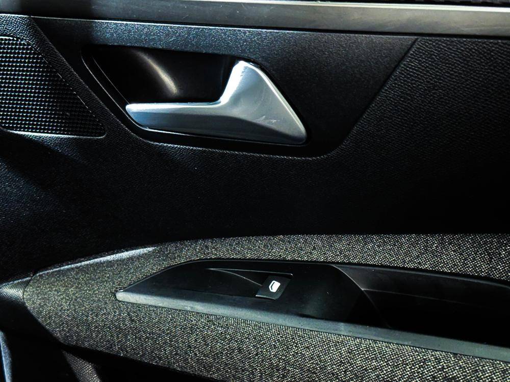 peugeot-5008-2021-diesel-1499cc