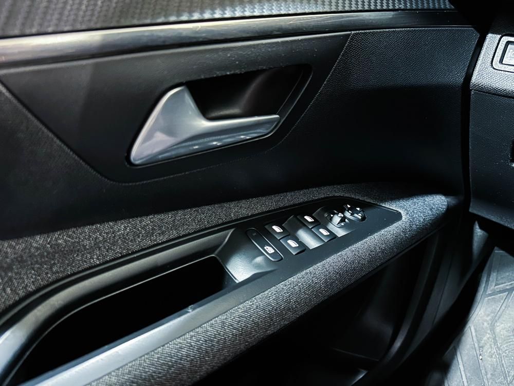 peugeot-5008-2021-diesel-1499cc