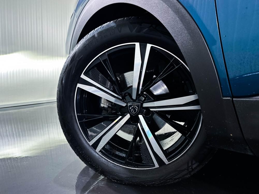 peugeot-5008-2021-diesel-1499cc