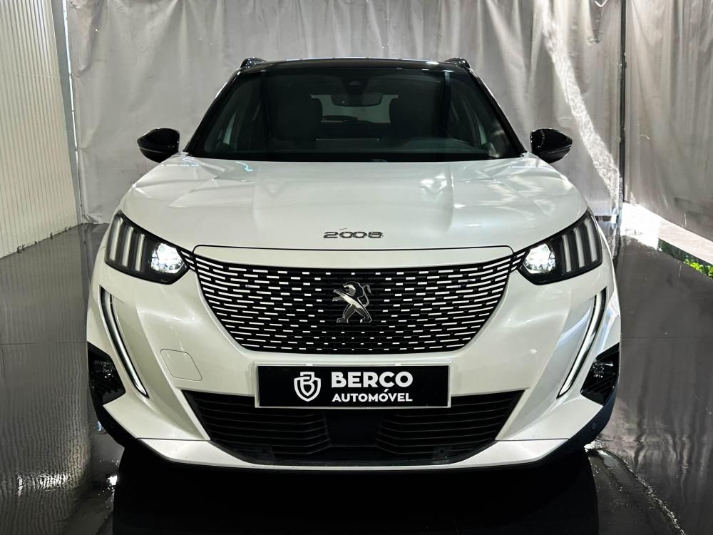 peugeot-e-2008-2021-eletrico-0cc