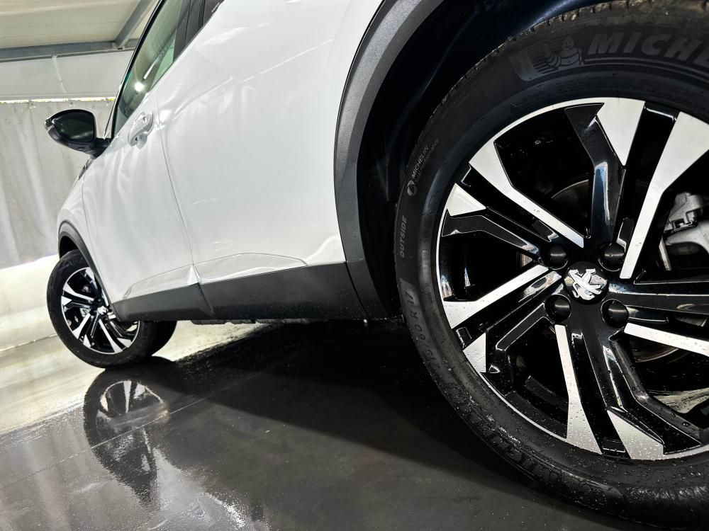 peugeot-e-2008-2021-eletrico-0cc