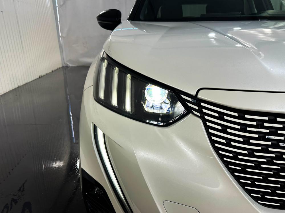 peugeot-e-2008-2021-eletrico-0cc
