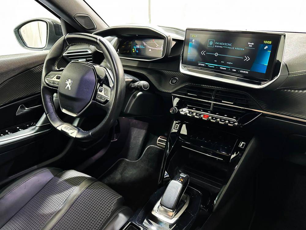peugeot-e-2008-2021-eletrico-0cc