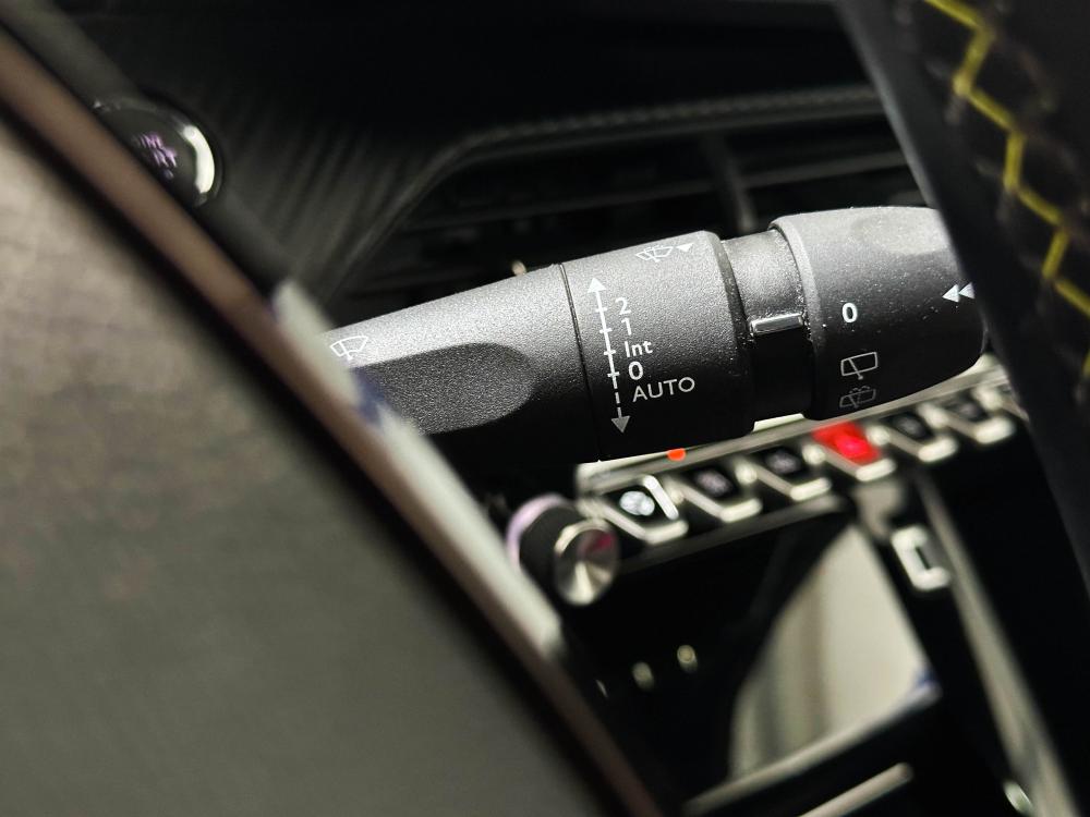 peugeot-e-2008-2021-eletrico-0cc