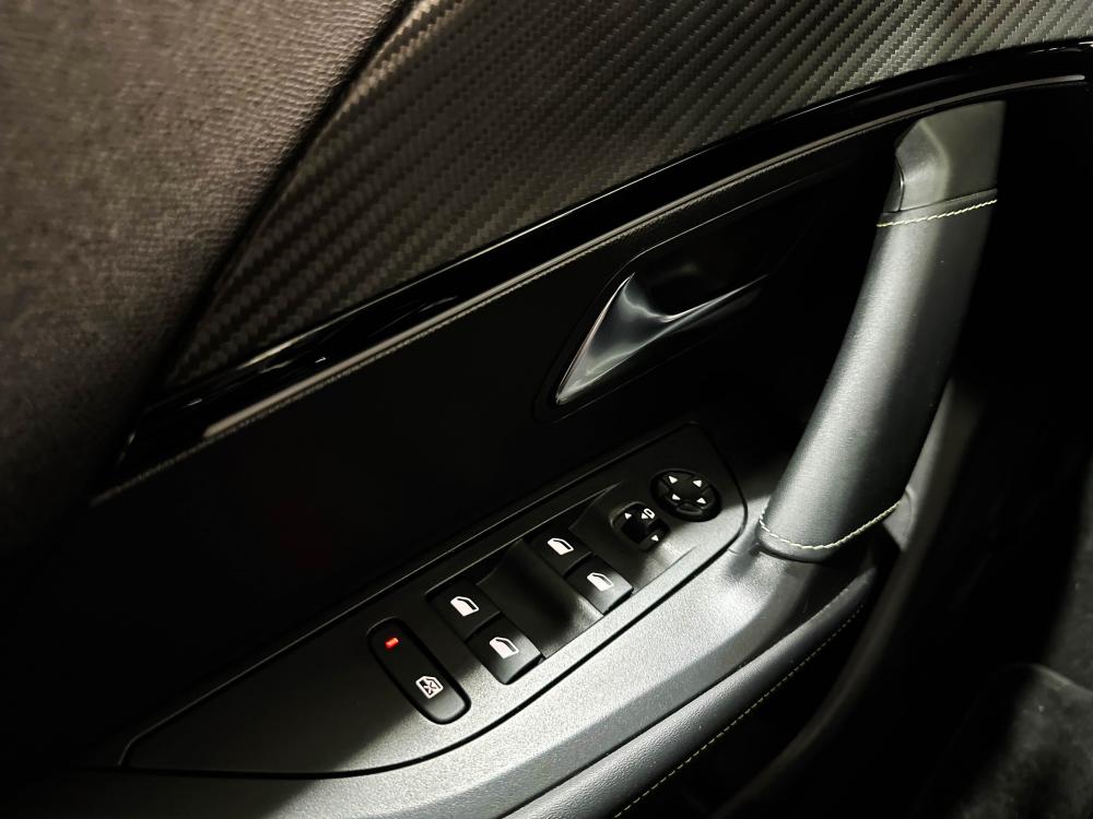 peugeot-e-2008-2021-eletrico-0cc
