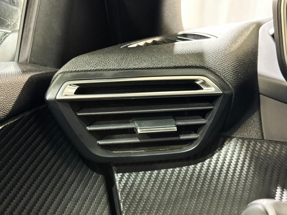 peugeot-e-2008-2021-eletrico-0cc