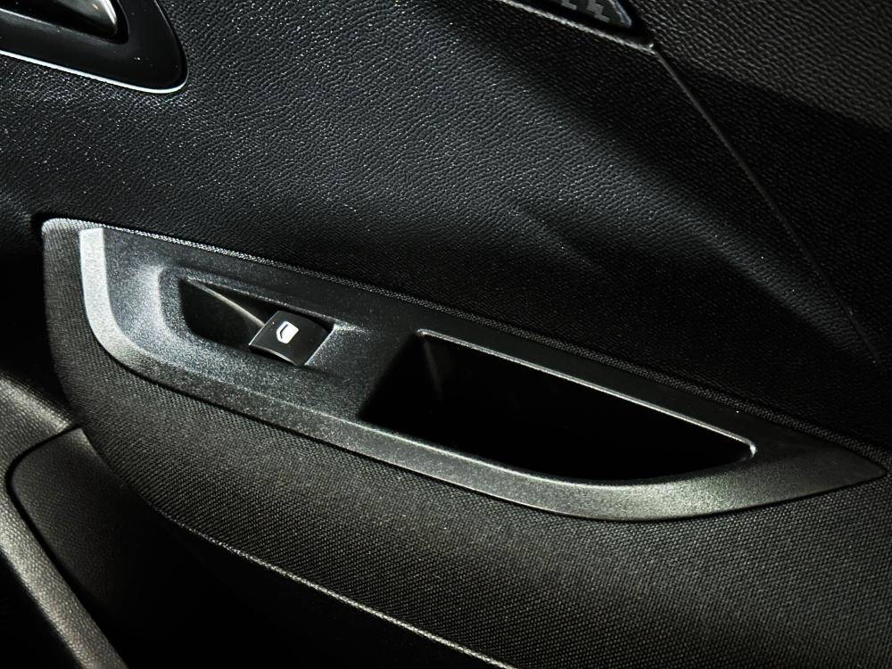 peugeot-2008-2020-gasolina-1199cc