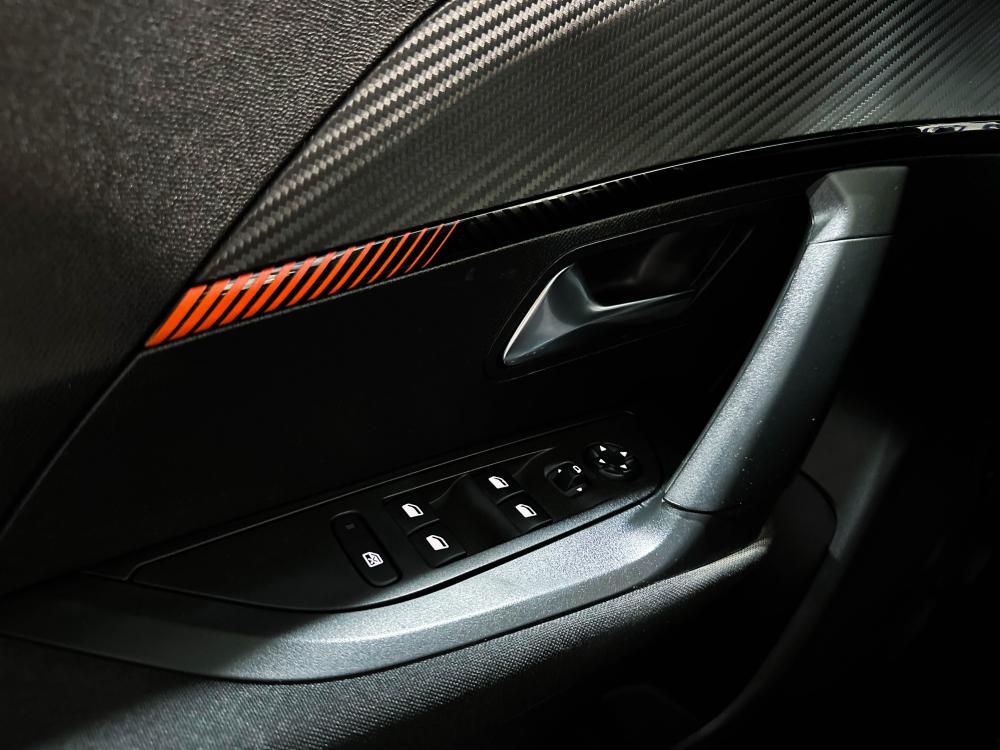 peugeot-2008-2020-gasolina-1199cc