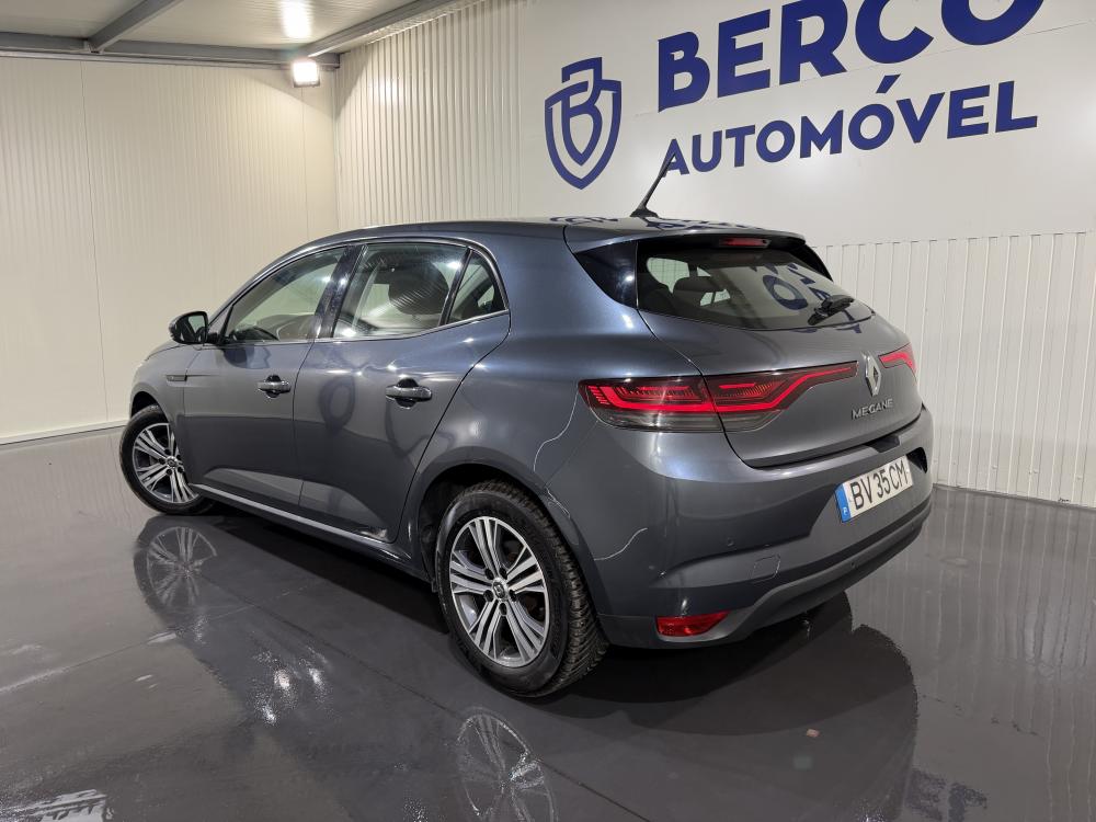 renault-megane-2022-diesel-1461cc