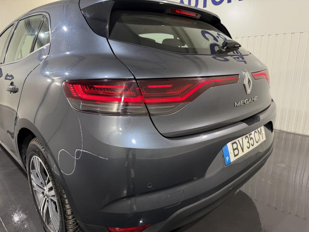 renault-megane-2022-diesel-1461cc
