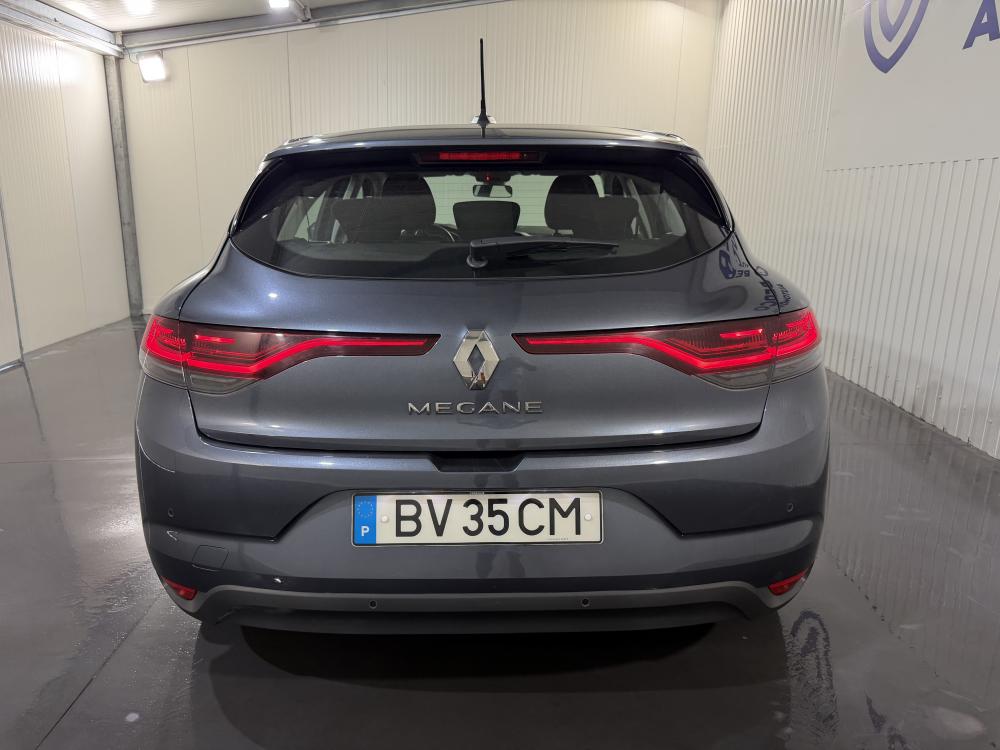 renault-megane-2022-diesel-1461cc