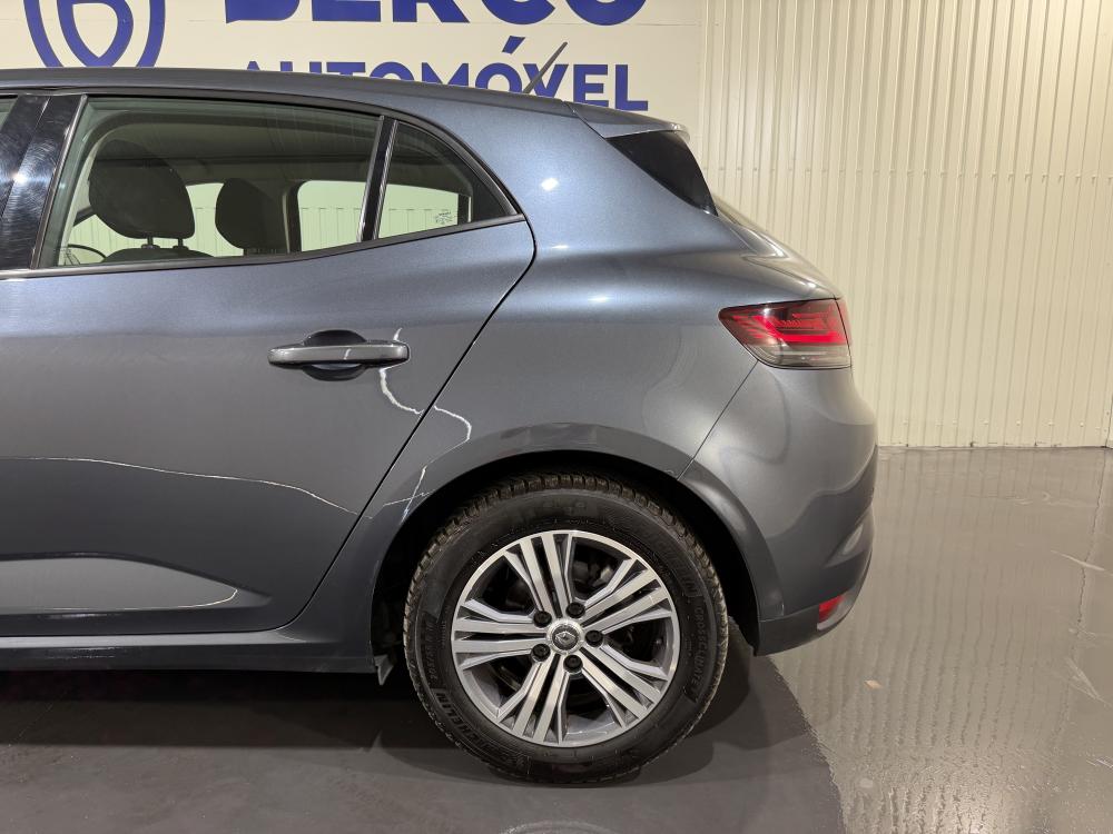 renault-megane-2022-diesel-1461cc