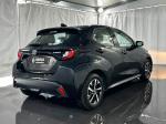 toyota-yaris-2023-hibrido-a-gasolina-1490cc