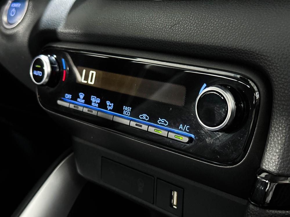 toyota-yaris-2023-hibrido-a-gasolina-1490cc