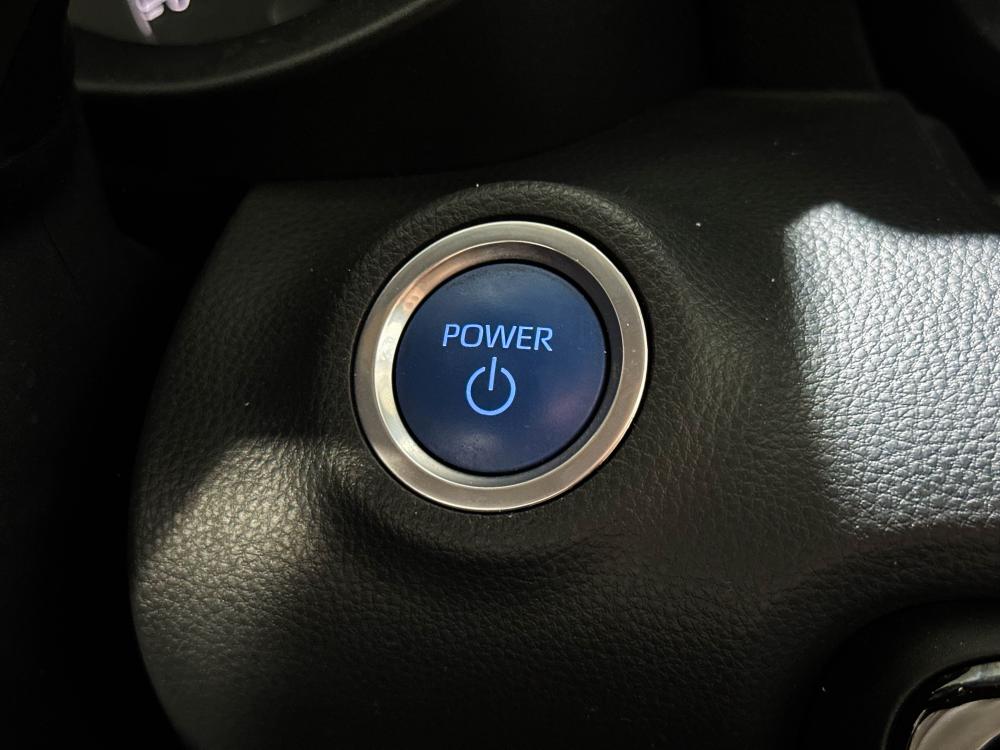 toyota-yaris-2023-hibrido-a-gasolina-1490cc