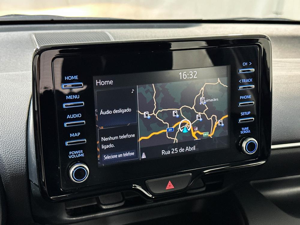 toyota-yaris-2023-hibrido-a-gasolina-1490cc