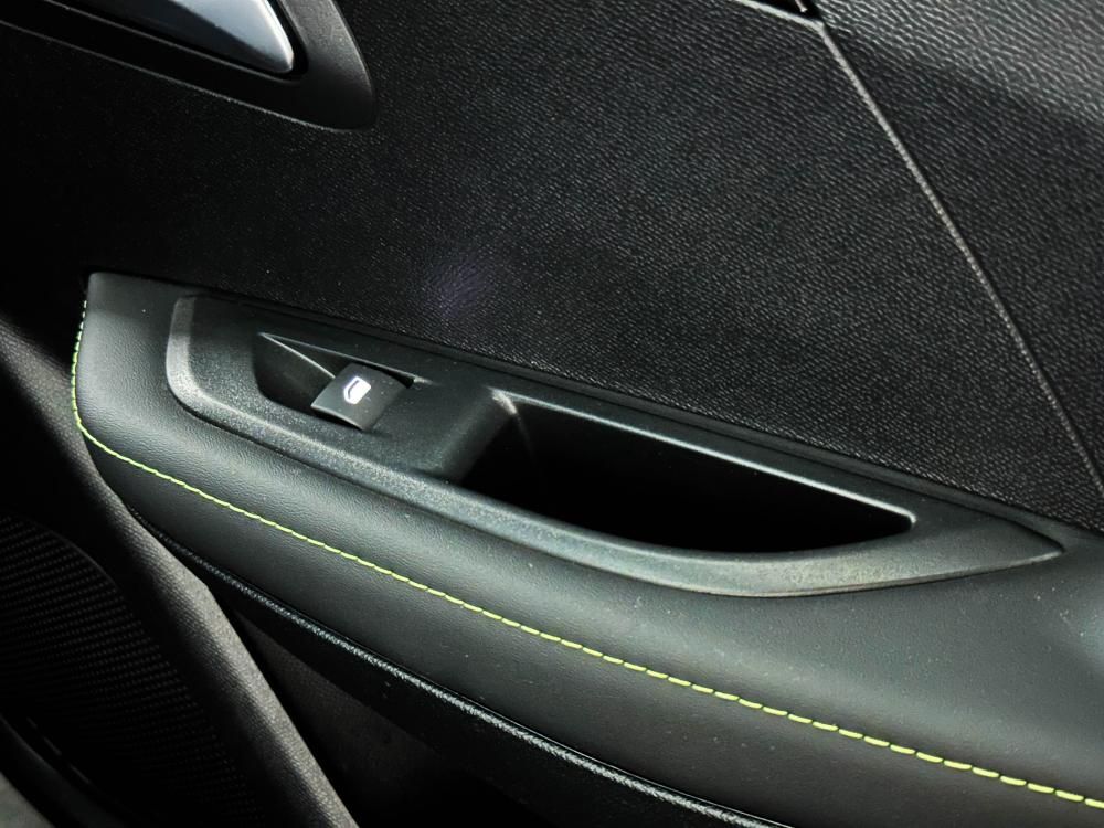 peugeot-e-208-2022-eletrico-0cc