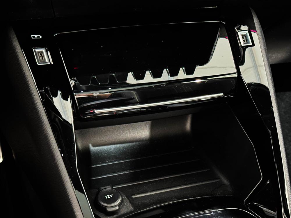 peugeot-e-208-2022-eletrico-0cc