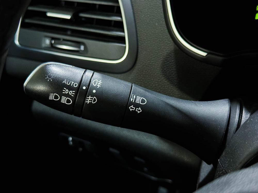 renault-megane-2021-hibrido-a-gasolina-1598cc