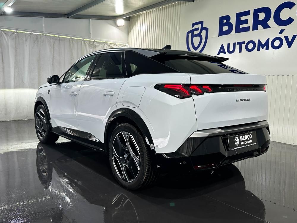 peugeot-e-3008-2024-eletrico-0cc